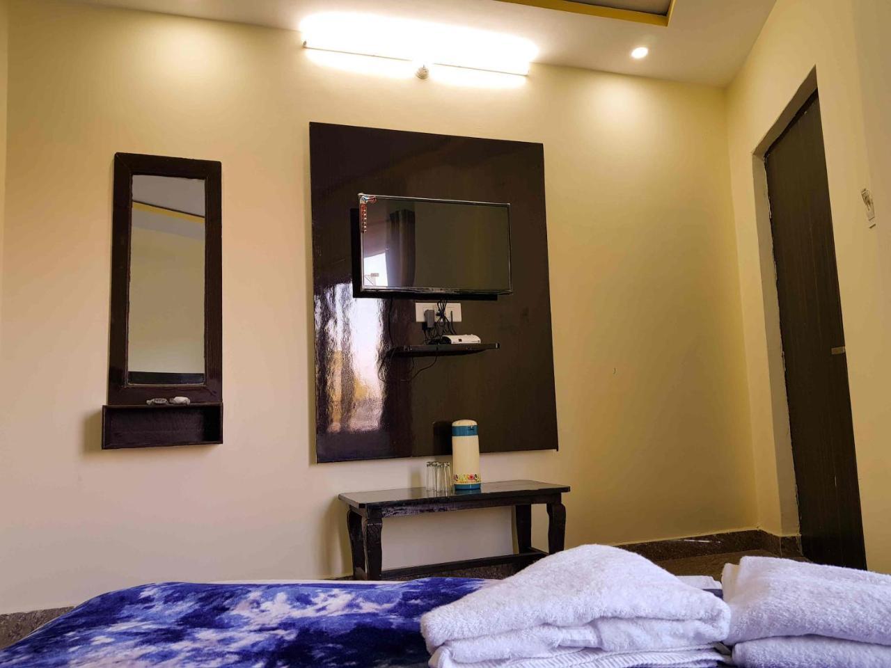 Hotel Homely Abode 戴尔豪斯 外观 照片
