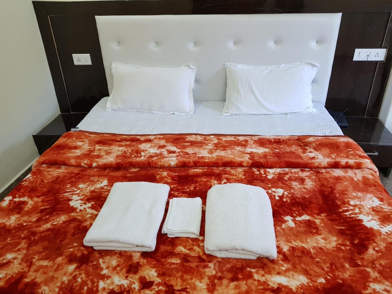 Hotel Homely Abode 戴尔豪斯 外观 照片